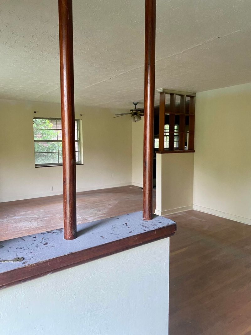 3018 N Hills Blvd, Knoxville, TN 37917