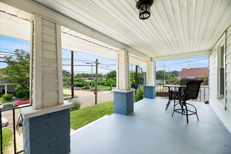 127 W Oldham Ave, Knoxville, TN 37917