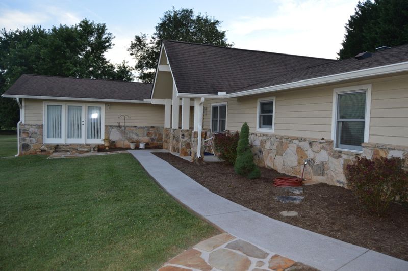 833 Virtue Rd, Knoxville, TN 37934
