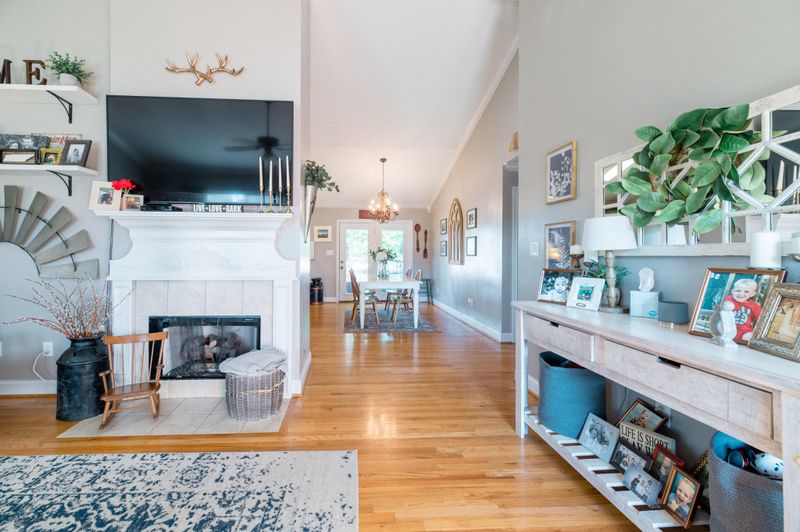8227 Jade Tree Ln, Knoxville, TN 37938