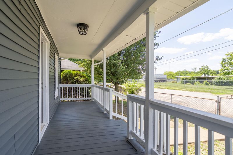 2312 Chipman St, Knoxville, TN 37917