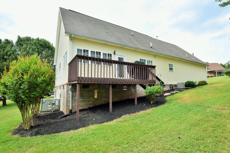 5304 Gloucester Cir, Knoxville, TN 37918