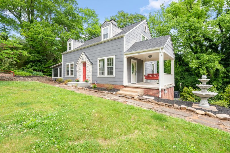 112 Busbee Rd, Knoxville, TN 37920