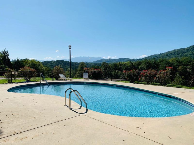526 Briarcliff Way #102, Sevierville, TN 37863