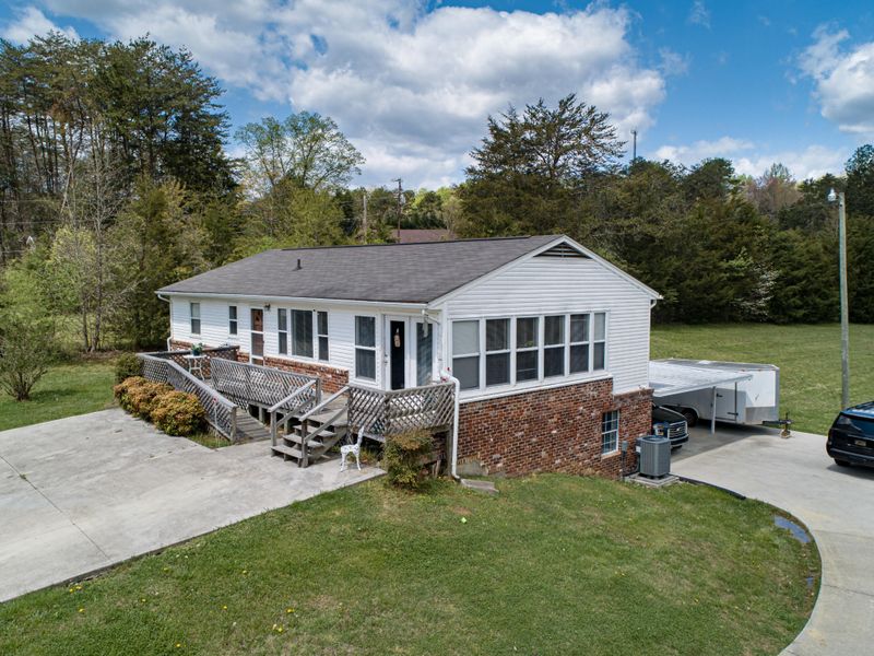 1530 Pine Forest Way, Knoxville, TN 37914