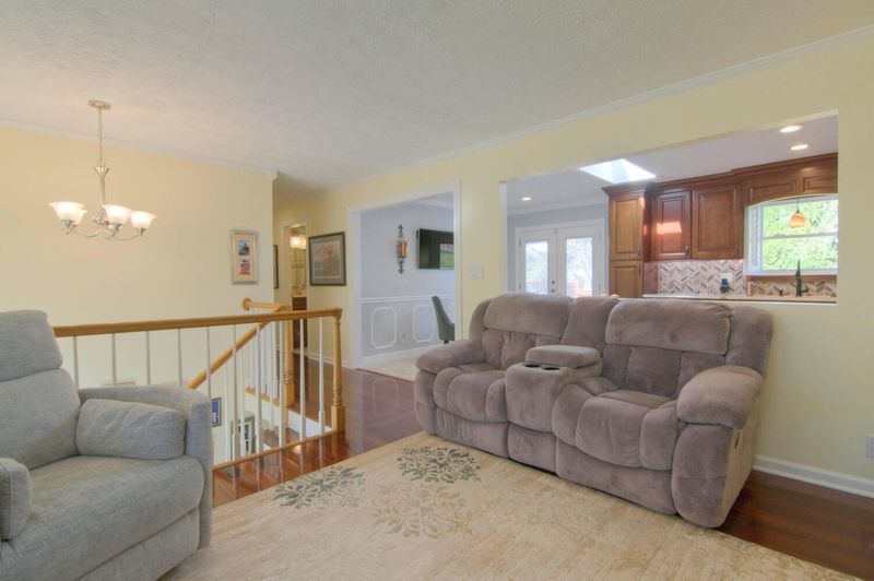7940 Quail Run Rd, Knoxville, TN 37938