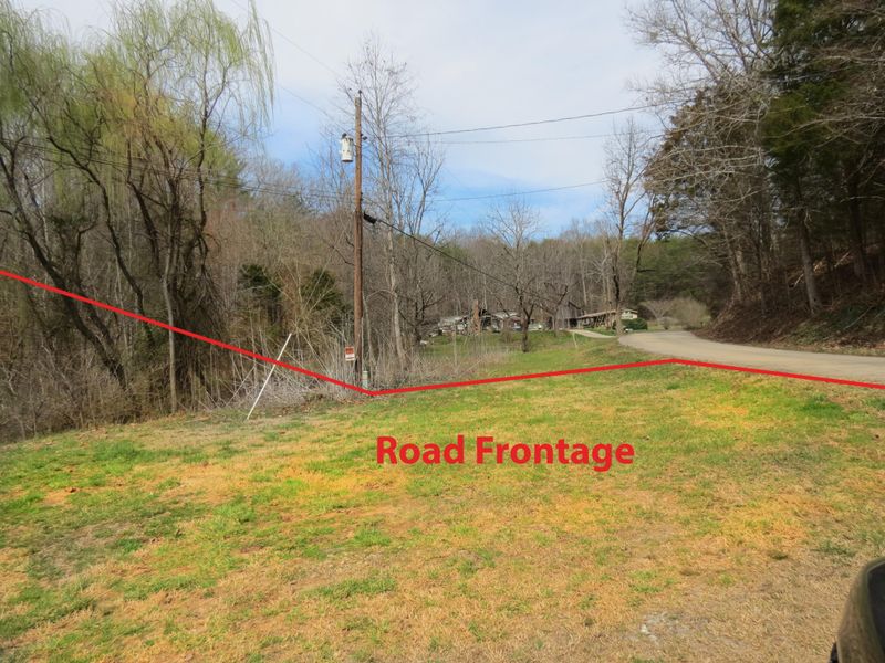 2027 Bob Irwin Rd, Maryville, TN 37803