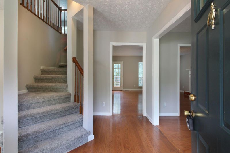 8800 Brucewood Ln, Knoxville, TN 37923