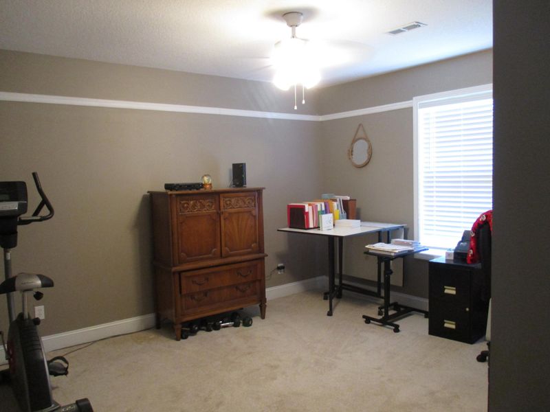 7904 Isaac Ln, Knoxville, TN 37938