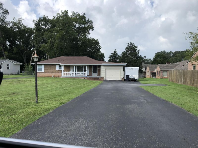 4809 Washington Pike, Knoxville, TN 37917