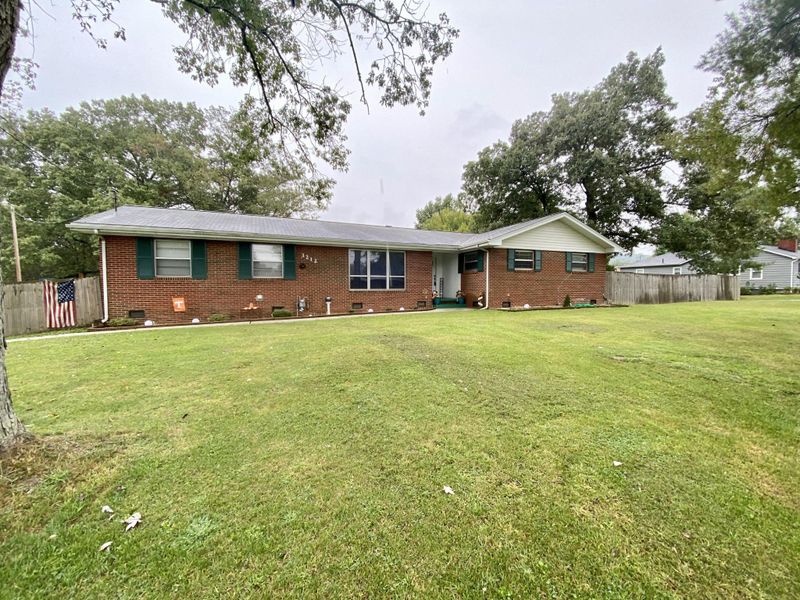 3212 Meadowrun Ln, Knoxville, TN 37931