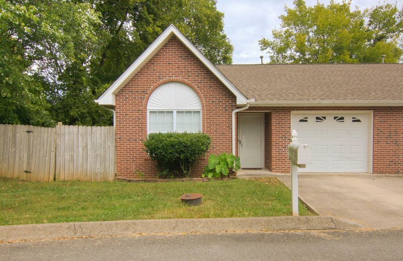 4986 Grigsby Gate Way, Knoxville, TN 37912
