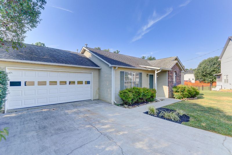 410 Hawick Ln, Knoxville, TN 37924