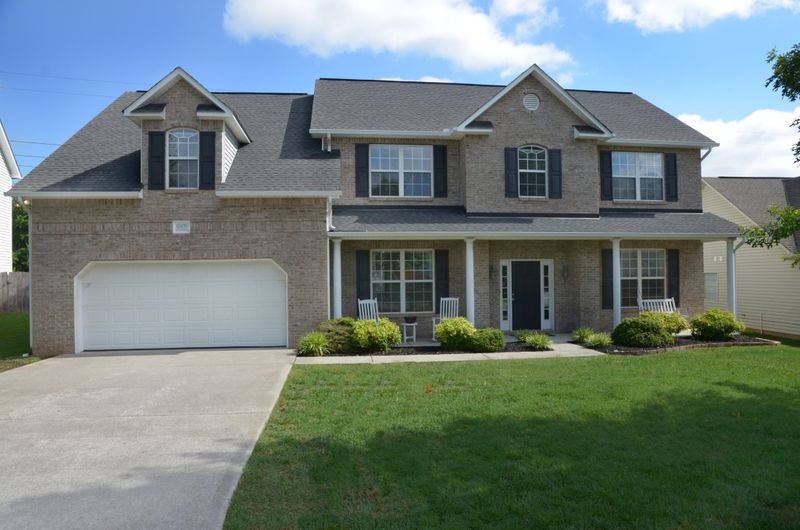 6509 Gentlewinds Dr, Knoxville, TN 37931