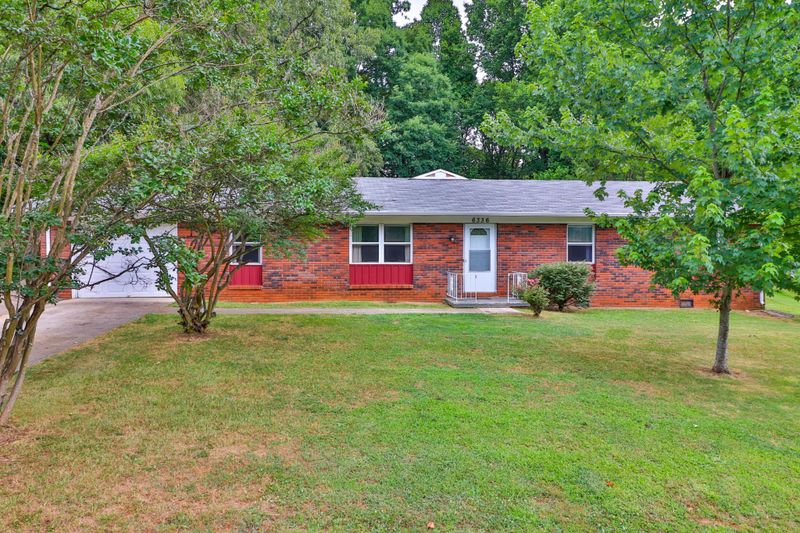 6336 Gateway Ln, Knoxville, TN 37920