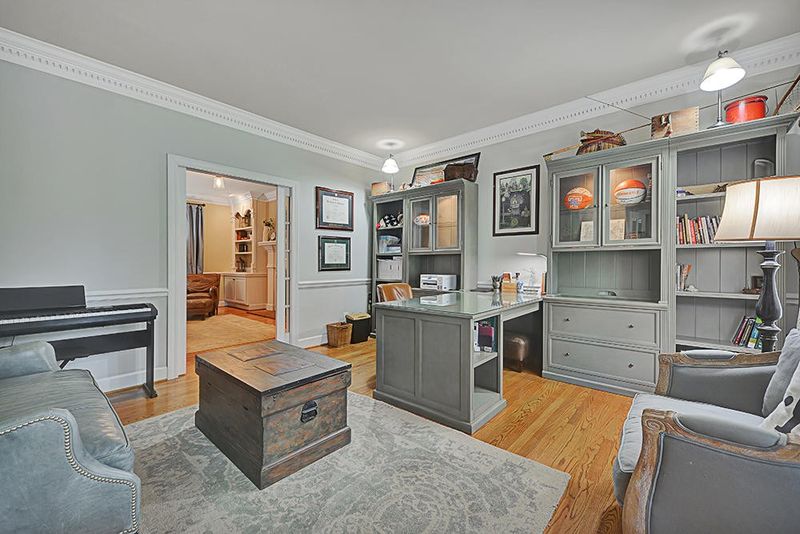 8840 Rosemont Blvd, Knoxville, TN 37923