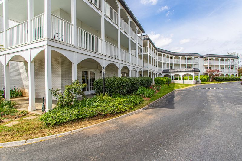 5709 Lyons View Pike #1106, Knoxville, TN 37919