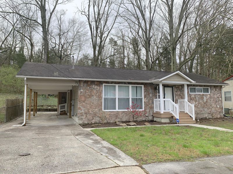 228 East Dr, Oak Ridge, TN 37830