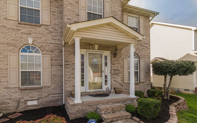 2411 Sable Point Ln, Knoxville, TN 37924