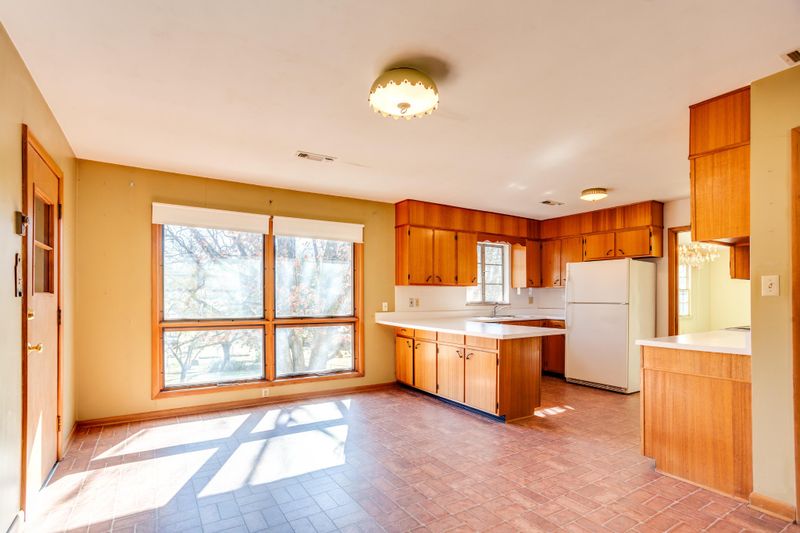1104 Buckthorn Dr, Knoxville, TN 37912