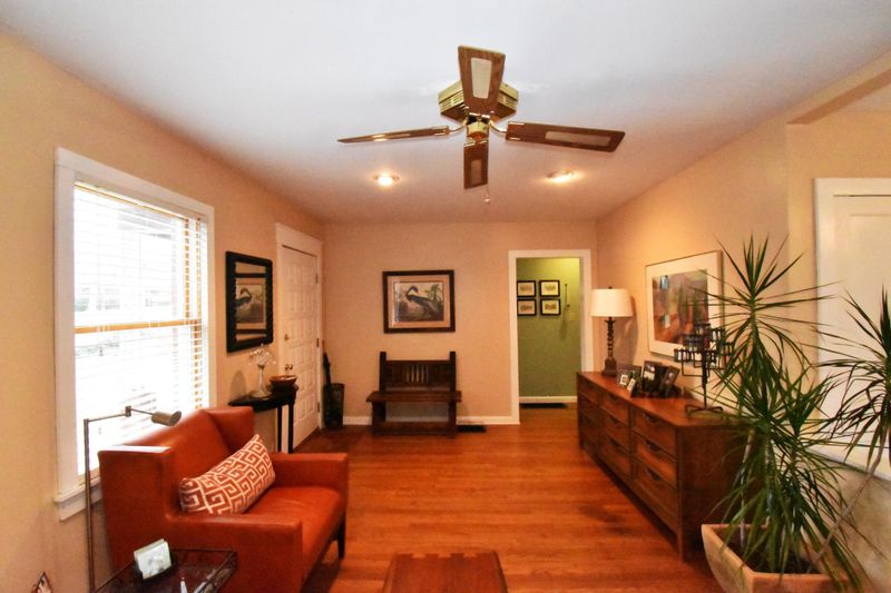 220 Boardman Ave, Maryville, TN 37803