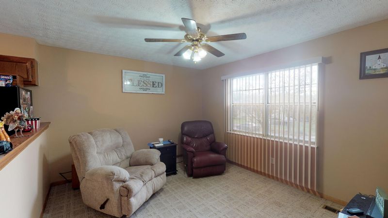 7332 Oak Leaf Rd, Knoxville, TN 37918