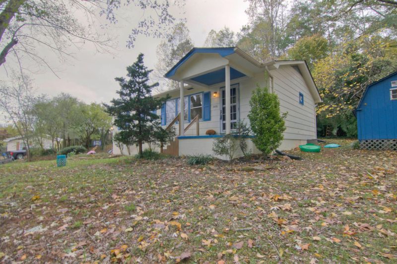 2416 Belt Rd, Knoxville, TN 37920