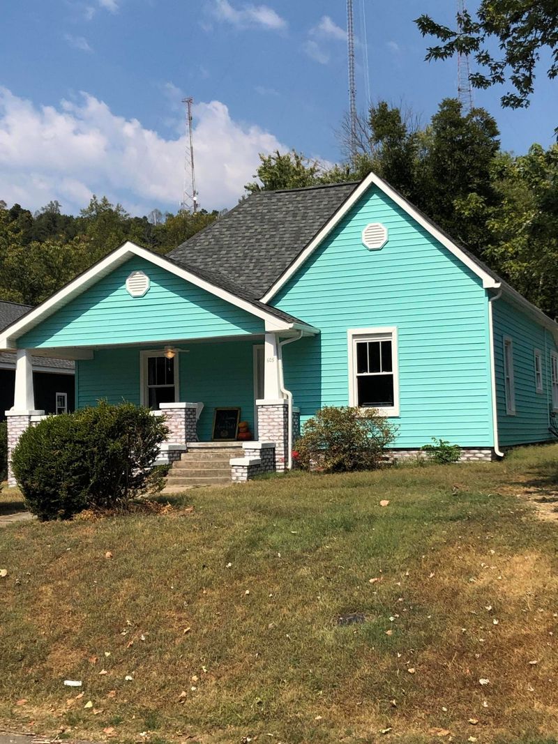 605 Hiawassee Ave, Knoxville, TN 37917