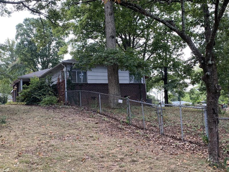 619 Tarpley St, Maryville, TN 37804