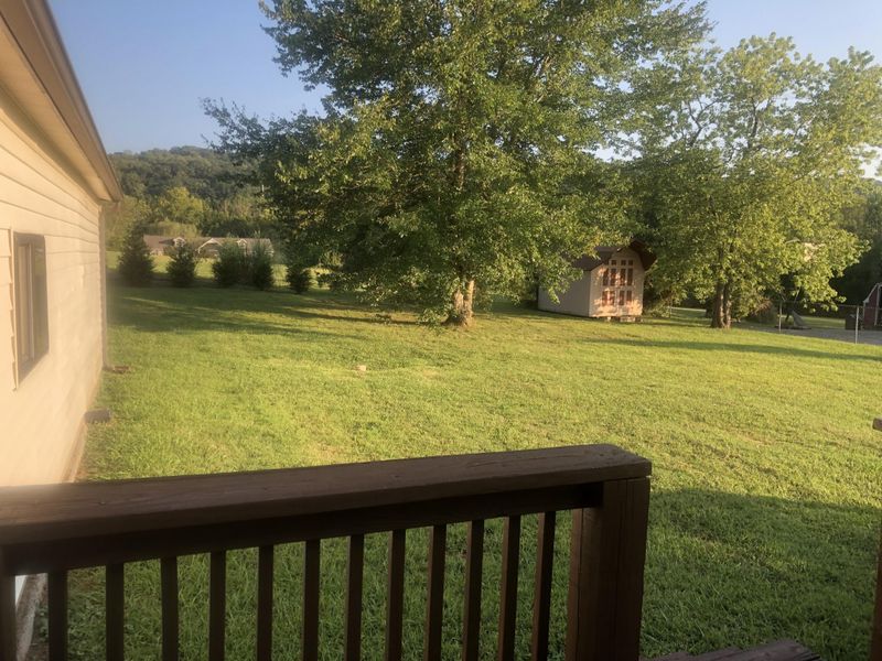 3320 Cunningham Rd, Knoxville, TN 37918