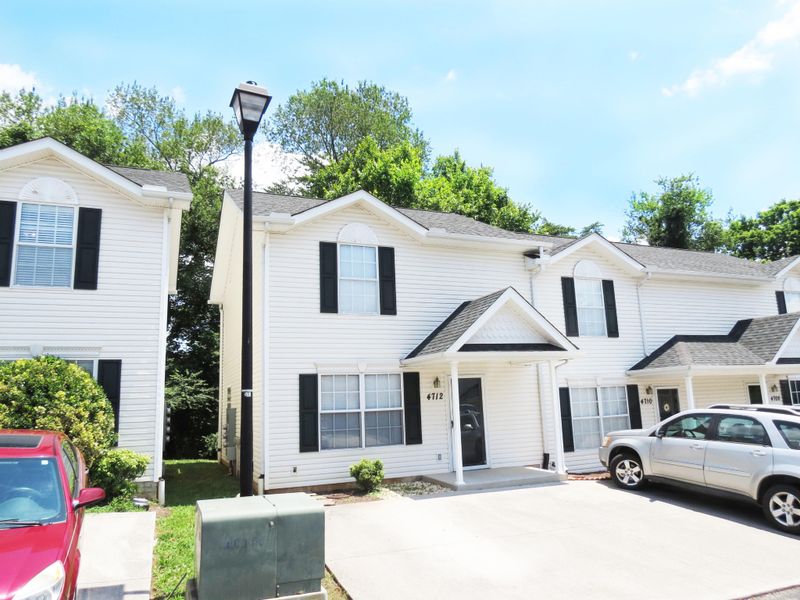 4712 Scepter Way, Knoxville, TN 37912