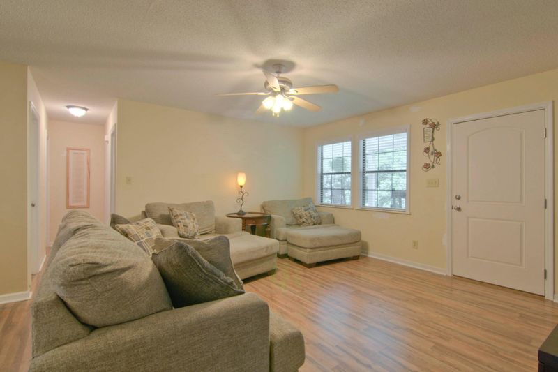 10232 Hardin Valley Rd, Knoxville, TN 37932