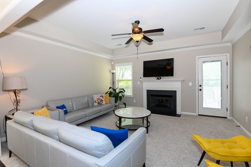 2247 Castleman Dr, Nashville, TN 37215