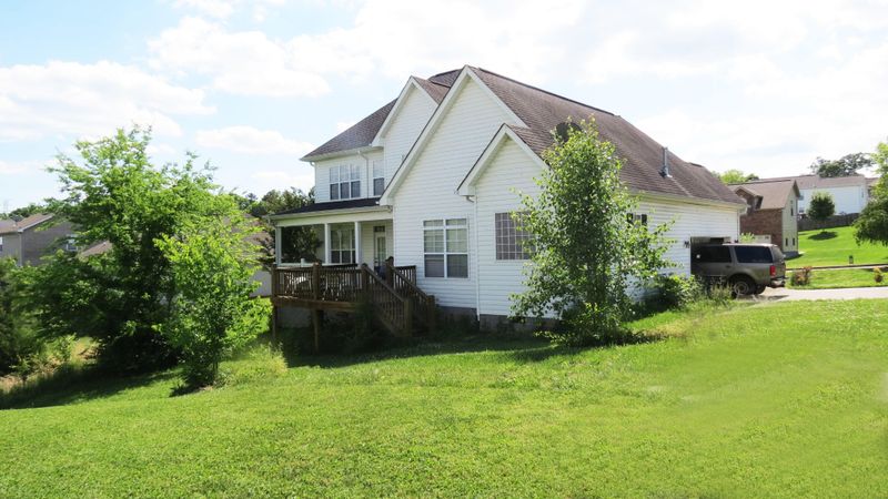 6340 Stillglen Ln, Knoxville, TN 37921