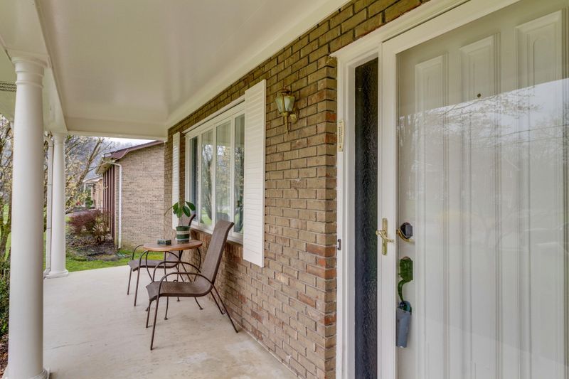 7217 Arlie Dr, Knoxville, TN 37918