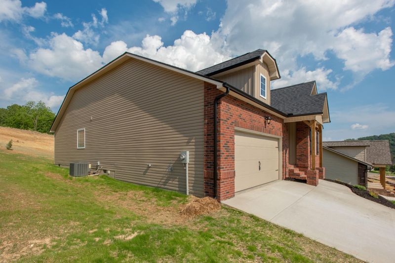 3632 Meredith Lynn Dr, Knoxville, TN 37924
