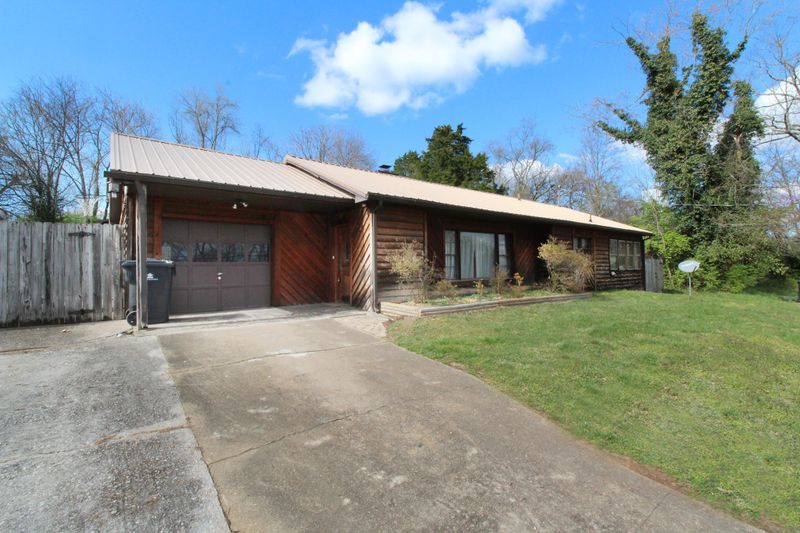 3427 Buffat Mill Rd, Knoxville, TN 37917