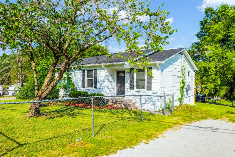 5518 Eulala Dr, Nashville, TN 37211