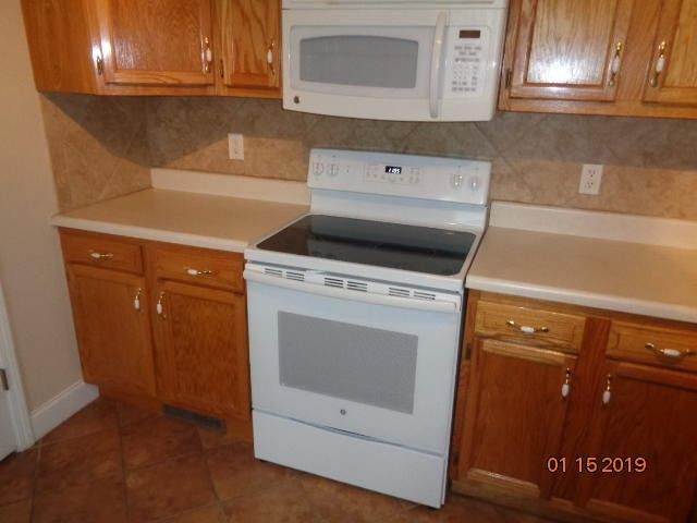 3452 Watkins Rd, Loudon, TN 37774