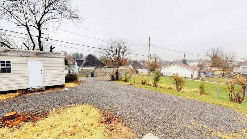 222 E Caldwell Ave, Knoxville, TN 37917