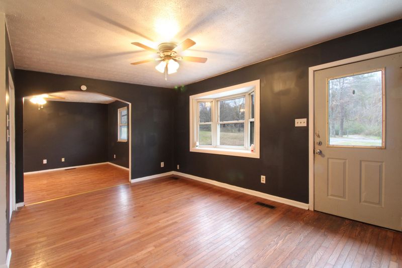 6021 Atkins Rd, Knoxville, TN 37918