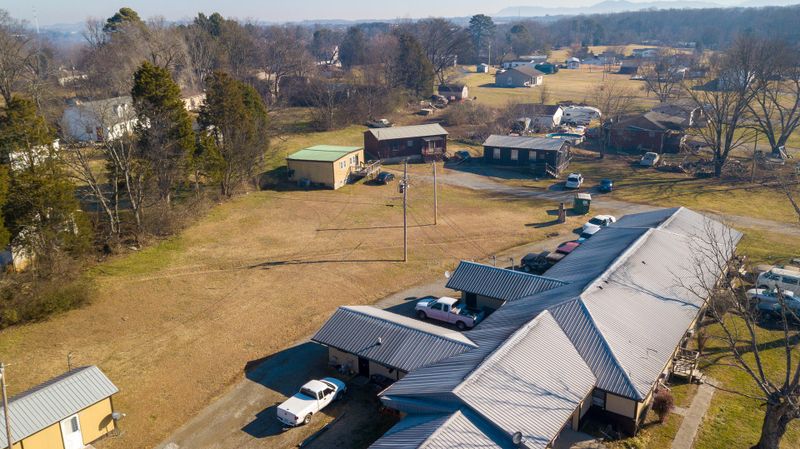 2132 Alnwick Blvd, Maryville, TN 37801