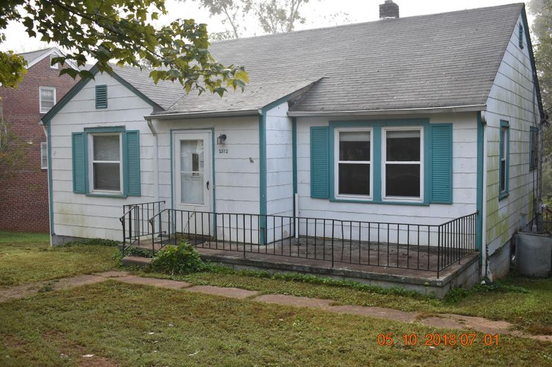 2312 Fair Dr, Knoxville, TN 37918
