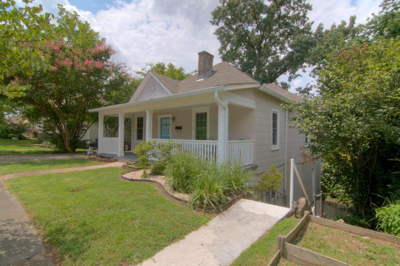 325 E Columbia Ave, Knoxville, TN 37917