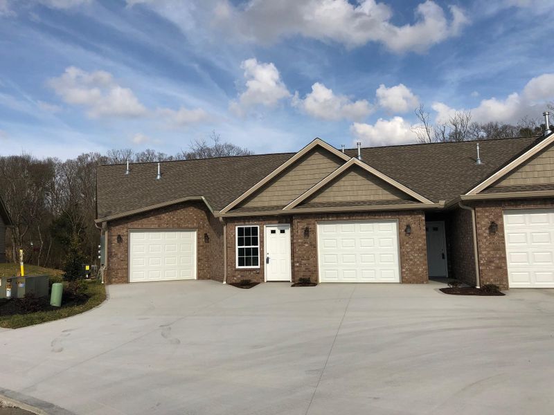 2781 Waters Place Dr #10b, Maryville, TN 37803