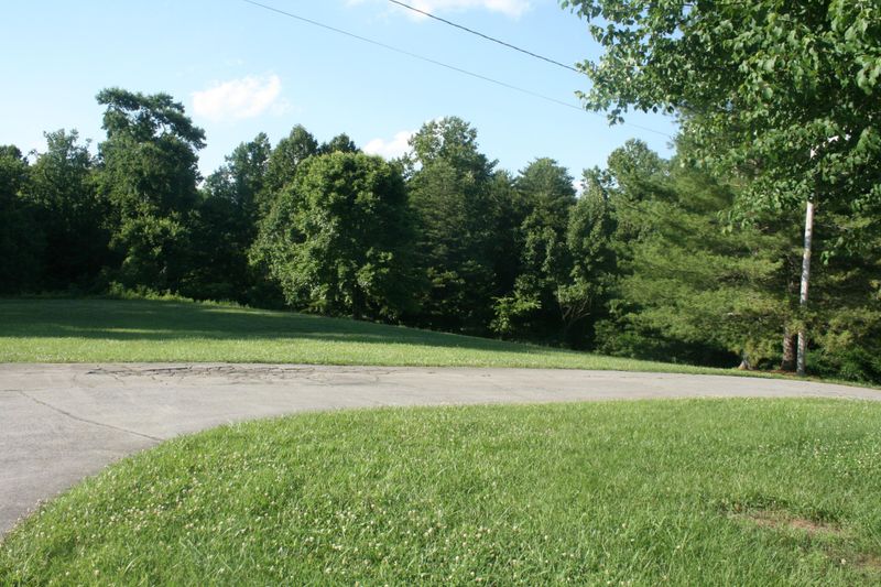7218 Etheld Reda Dr, Knoxville, TN 37931