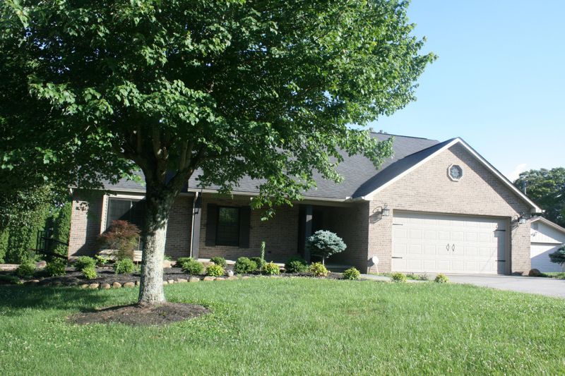 7218 Etheld Reda Dr, Knoxville, TN 37931