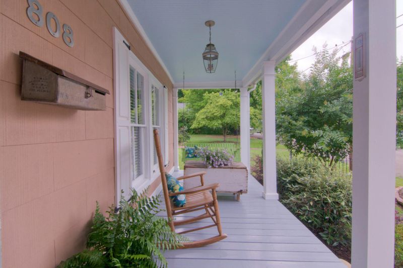 808 Phillips Ave, Knoxville, TN 37920