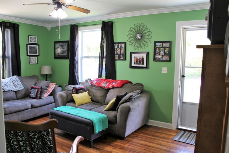 3407 Feathers St, Knoxville, TN 37920
