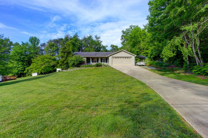 3433 Happy Acres Rd, Knoxville, TN 37918